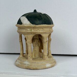 WINDHAM HEIGHTS 2004 Angel in Gazebo Porcelain Cobblestone Corners Greenbrier